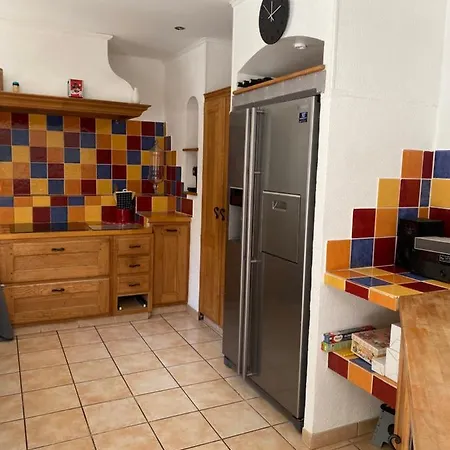 Βίλα Giens - A Pied -9 Couchages Ιέρ