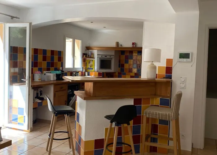 Giens - A Pied -9 Couchages Villa