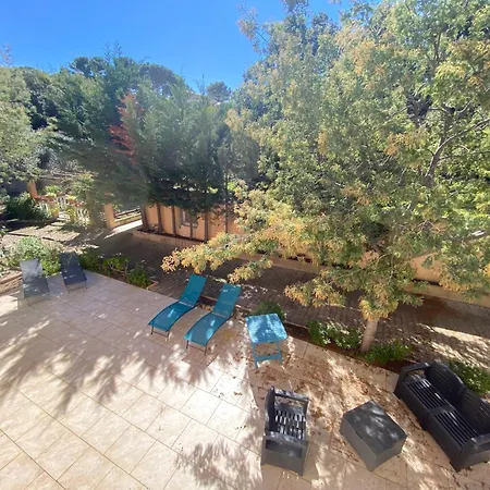 Giens - à Pied -9 Couchages Hyères