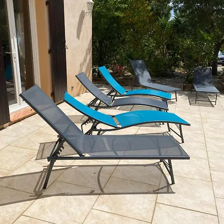 Villa Giens - A Pied -9 Couchages