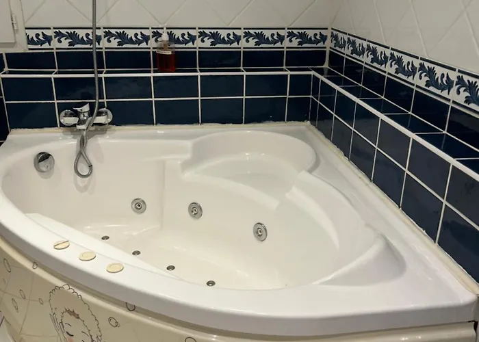 Giens - à Pied -9 Couchages *